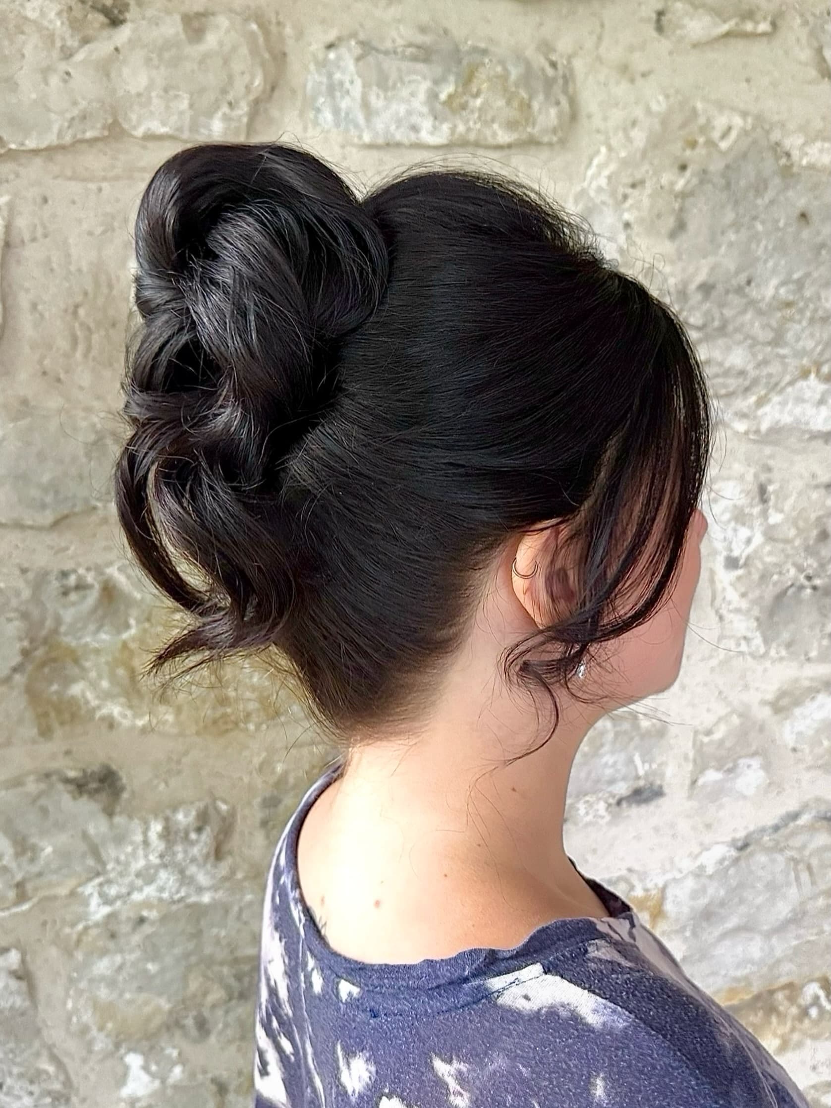 Beautiful bridesmaid updo 💗