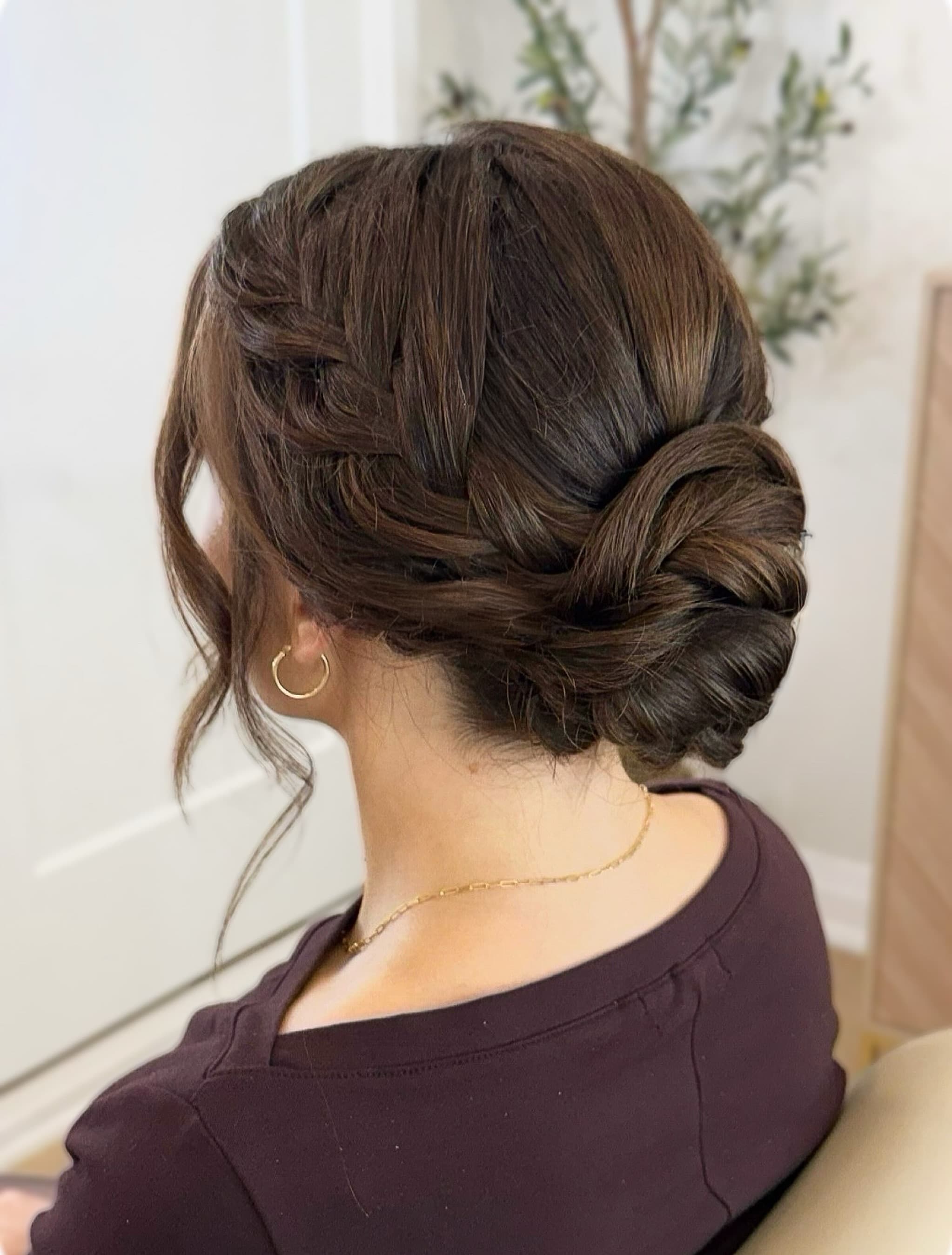 Shoulder length hair in a gorgeous full Updo! 

Never underestimate the possibilities with a desired hairstyle, magic can be made! ✨