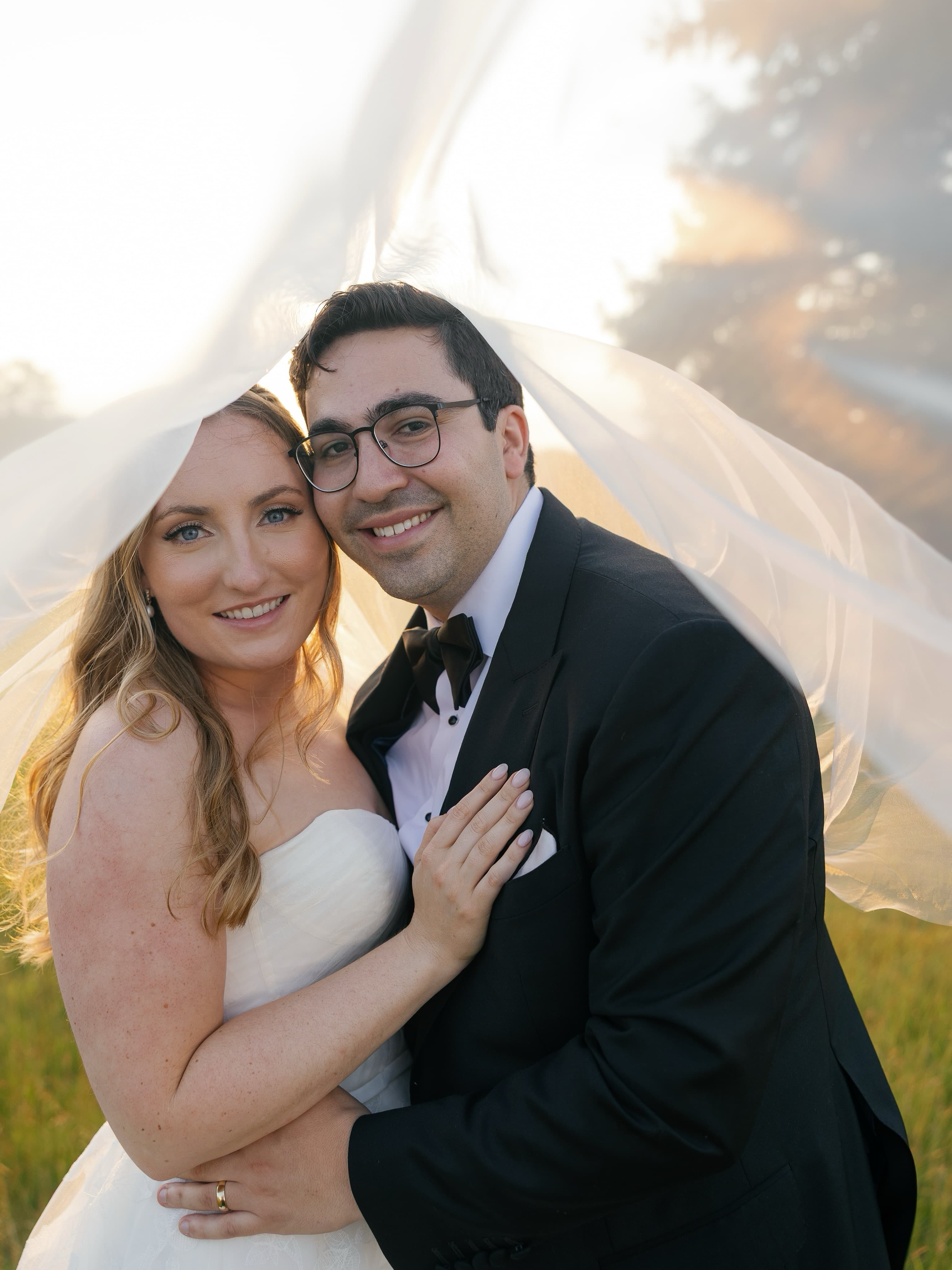 Sweet summer sunset photos 🌅 

📸 @tamrosephotos 
📍 @wbgolfclub / @pearleweddings